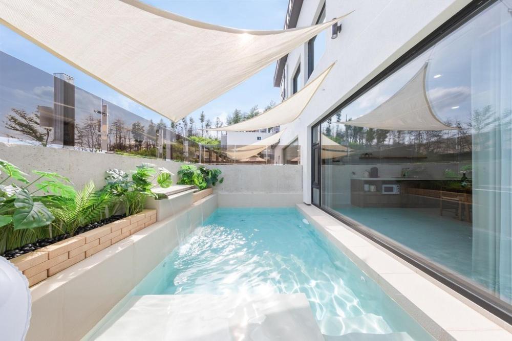 Gangneung Pool Villa Sol المظهر الخارجي الصورة